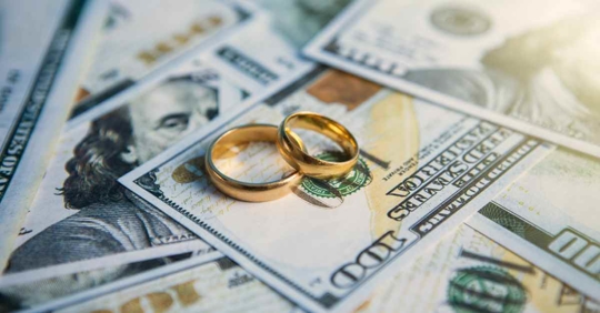 Money under wedding rings